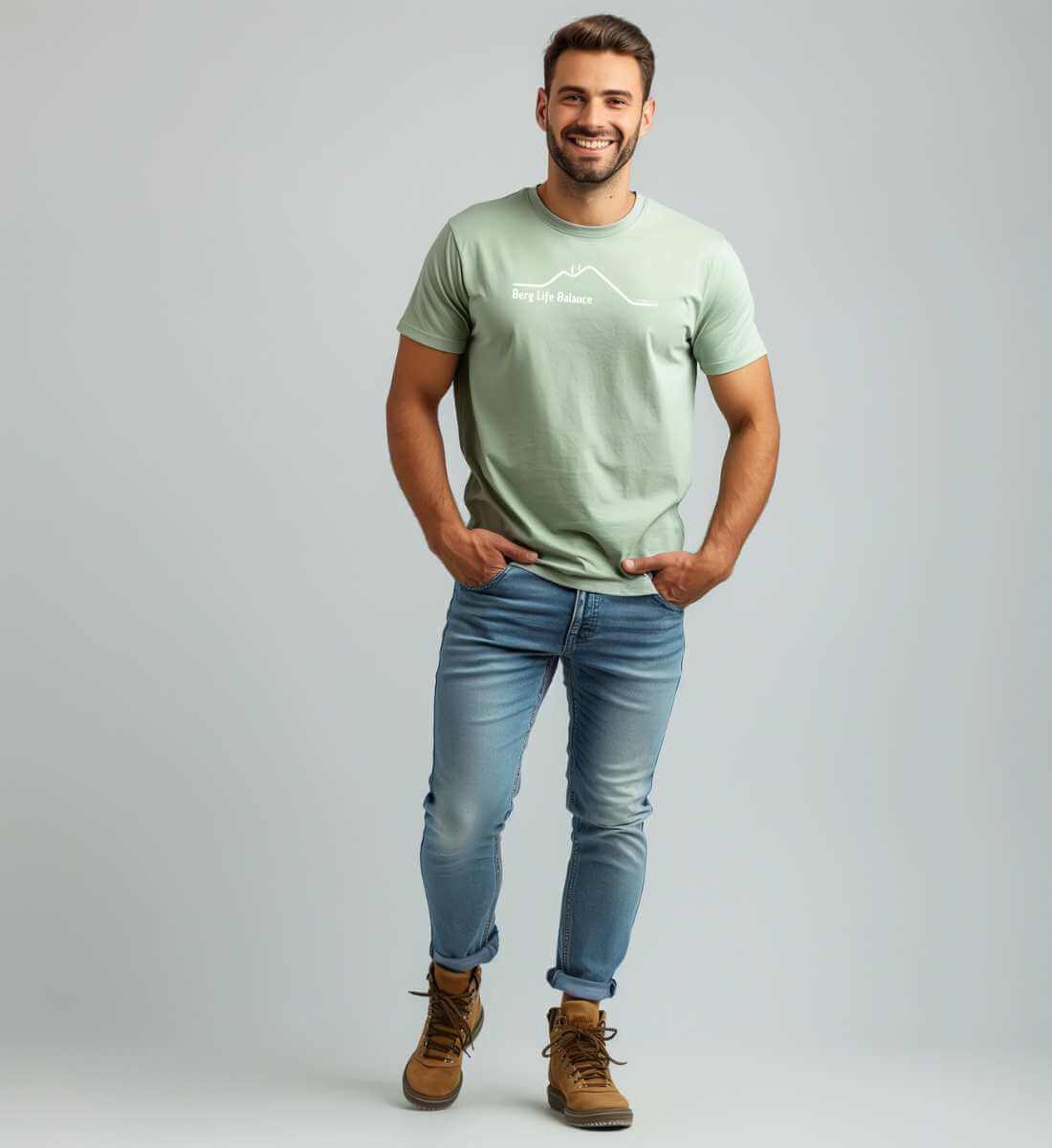 Berg Life Balance | Herren Premium Organic T-Shirt | Farbe: Blue Soul | Rad&Rucksack