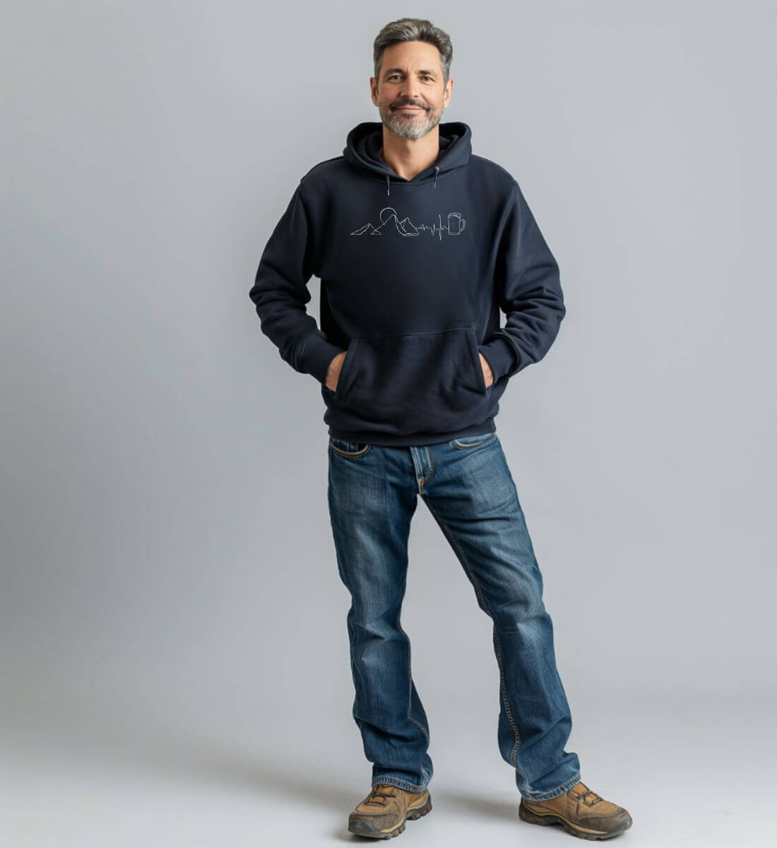 Berg Herzschlag Bier | Herren Premium Organic Hoodie | Farbe: French Navy | Rad&Rucksack