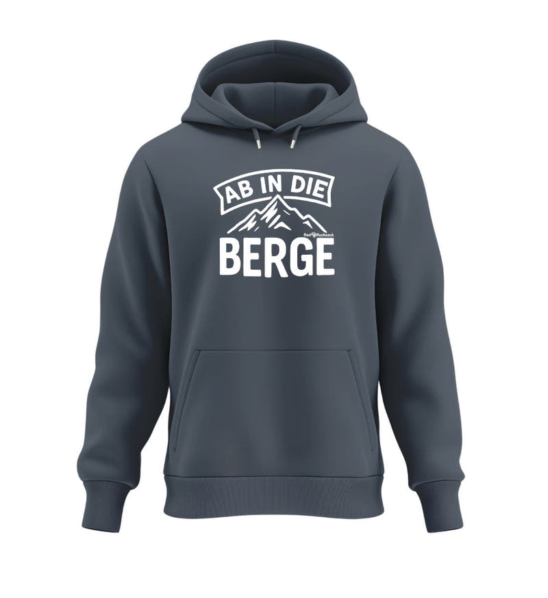 Ab In Die Berge | Unisex Organic Hoodie in India Ink Grey von Rad&Rucksack