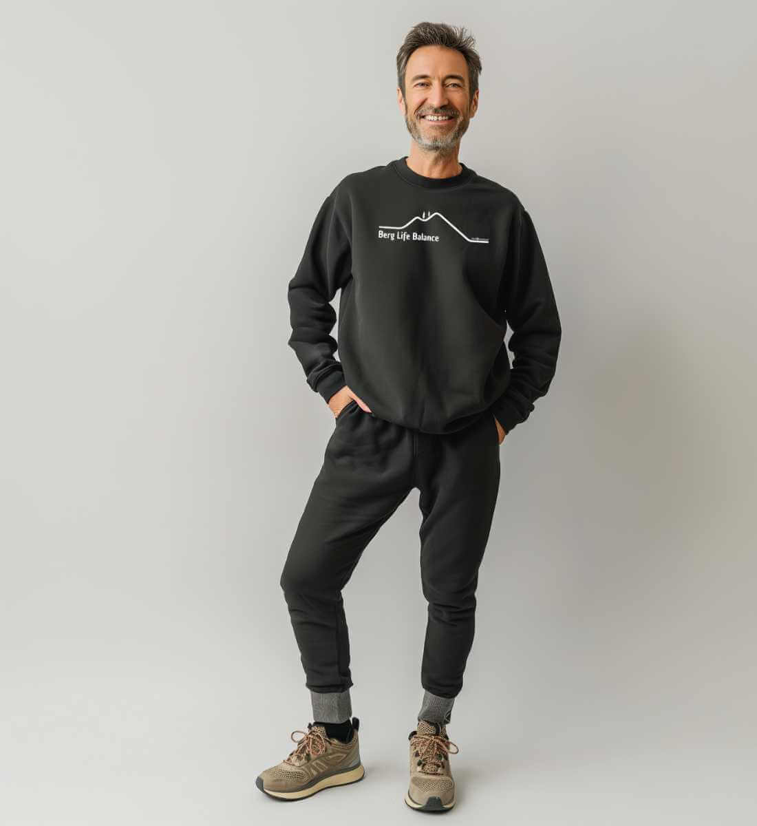 Berg Life Balance | Unisex Organic Pullover von Rad&Rucksack - weitere Modelansicht 2