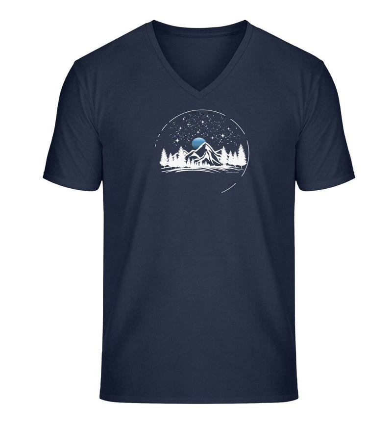 Berg Nacht V-Neck T-Shirt Herren in Dunkelblau (French Navy) – Produktbild (100% Bio-Baumwolle) von Rad&Rucksack