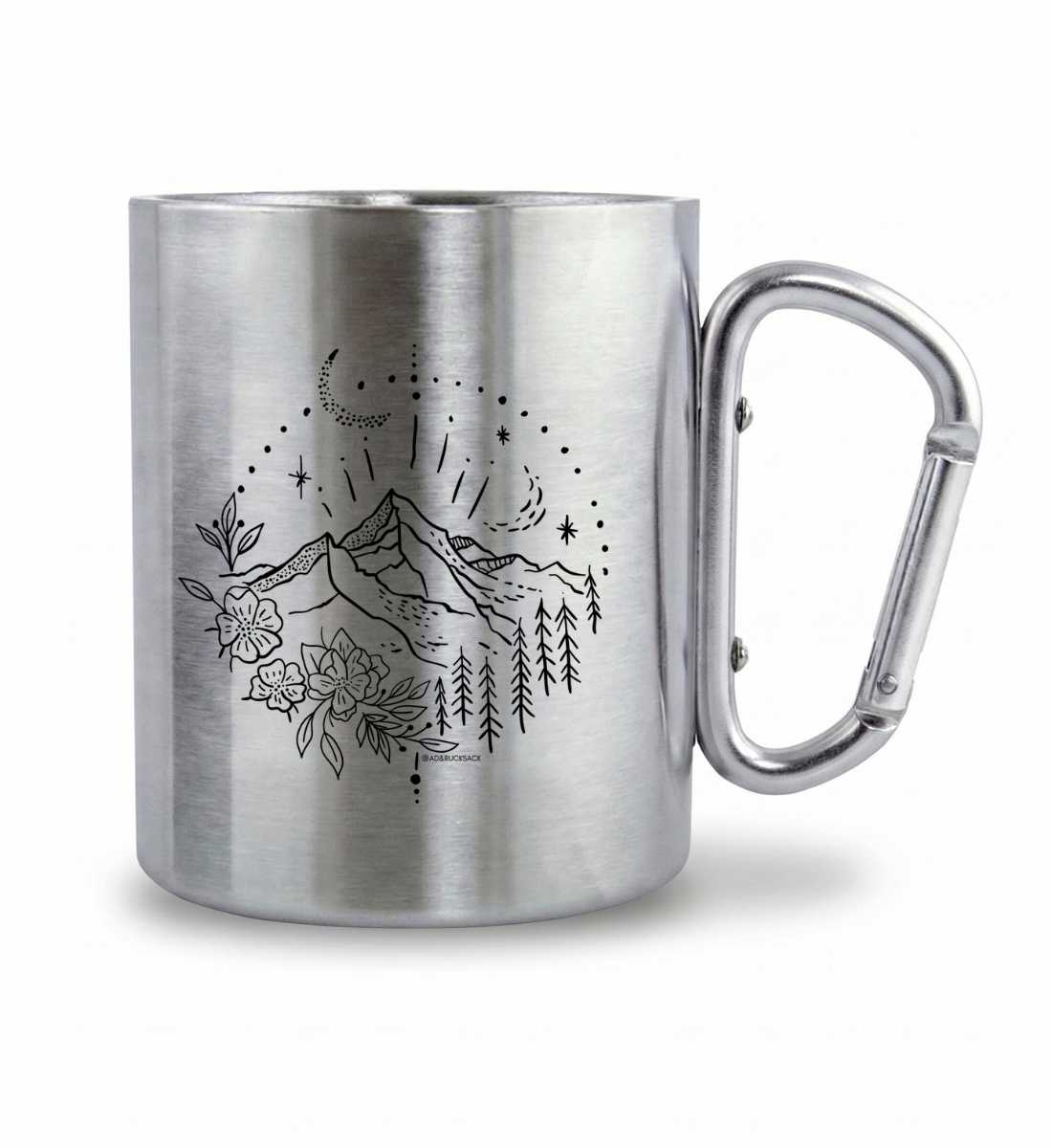 Berg Natur | Edelstahltasse mit Karabinergriff von Rad&Rucksack - am Model präsentiert