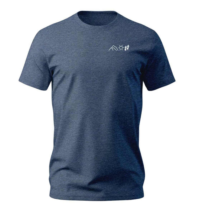 Berg Sonne Wandern Stick T-Shirt Herren in Dunkelblau-Melange (Dark Heather Blue) – Produktbild (100% Bio-Baumwolle) von Rad&Rucksack