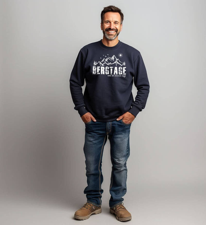 Berg-Tage | Herren Organic Pullover von Rad&Rucksack - am Model präsentiert