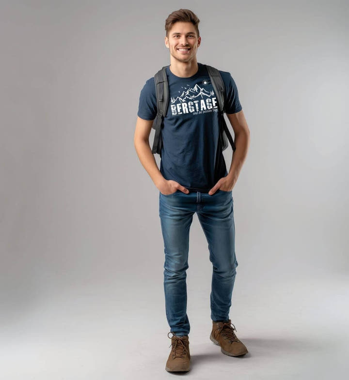 Berg-Tage Bio T-Shirt Herren – Modelbild (100% Bio-Baumwolle) von Rad&Rucksack