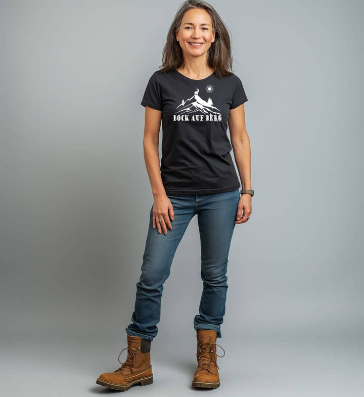 Bock auf Berg Bio T-Shirt Damen – Modelbild (100% Bio-Baumwolle) von Rad&Rucksack