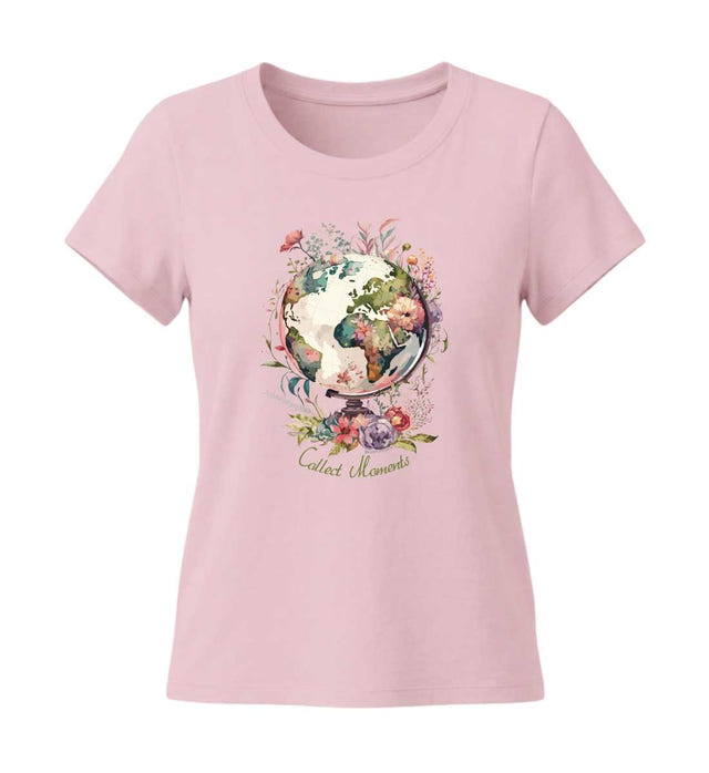 Collect Moments T-Shirt Damen Zartrosa (Cotton Pink) – Produktbild (155 g/m² Bio-Baumwolle, tailliert) von Rad&Rucksack