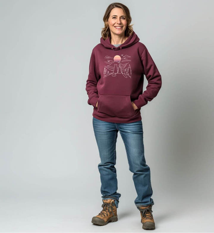 Hundemama Bio Hoodie – Modelbild (350 g/m² Bio-Baumwolle) von Rad&Rucksack