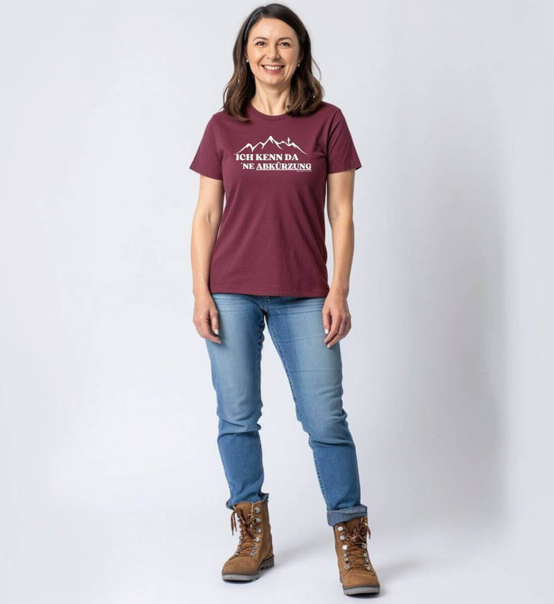Kenn da ne Abkürzung | Damen Premium Organic T-Shirt von Rad&Rucksack - am Model präsentiert