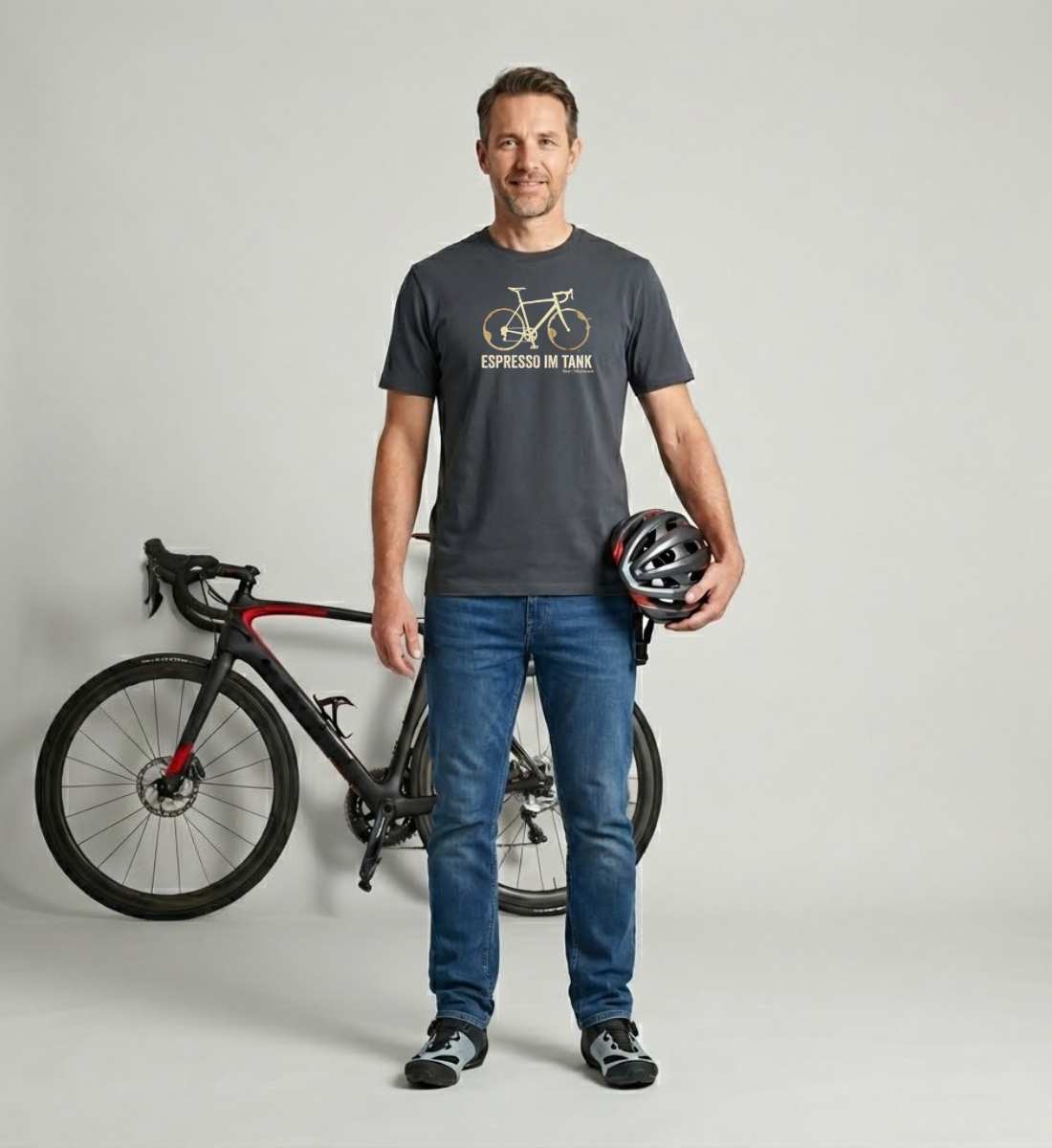 Rennrad & Kaffee | Herren Premium Organic T-Shirt von Rad&Rucksack - Detailansicht