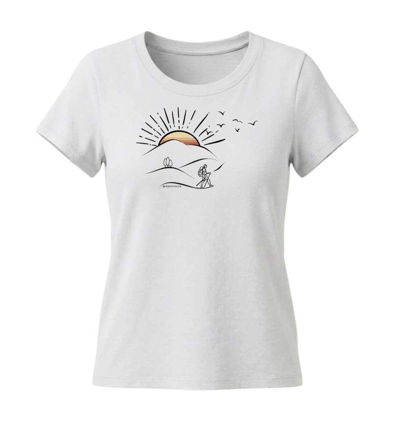 Wanderungen T-Shirt Damen Tailliert in Weiß (White) – Produktbild (155 g/m² Bio-Baumwolle, tailliert) von Rad&Rucksack