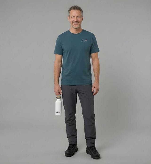 Wein Berg Herzschlag Bio T-Shirt mit Stick – Detailaufnahme (100% Bio-Baumwolle) von Rad&Rucksack