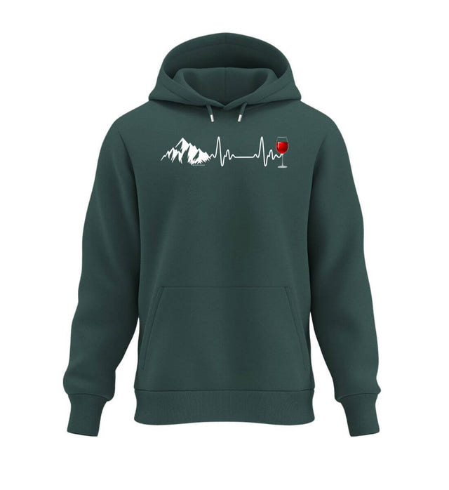 Wein Berg Herzschlag Hoodie Tannengrün (Glazed Green) – Produktbild (350 g/m² Bio-Baumwolle) von Rad&Rucksack
