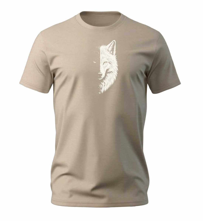 Wolf T-Shirt Herren in Sandbeige (Desert Dust) – Produktbild (100% Bio-Baumwolle) von Rad&Rucksack