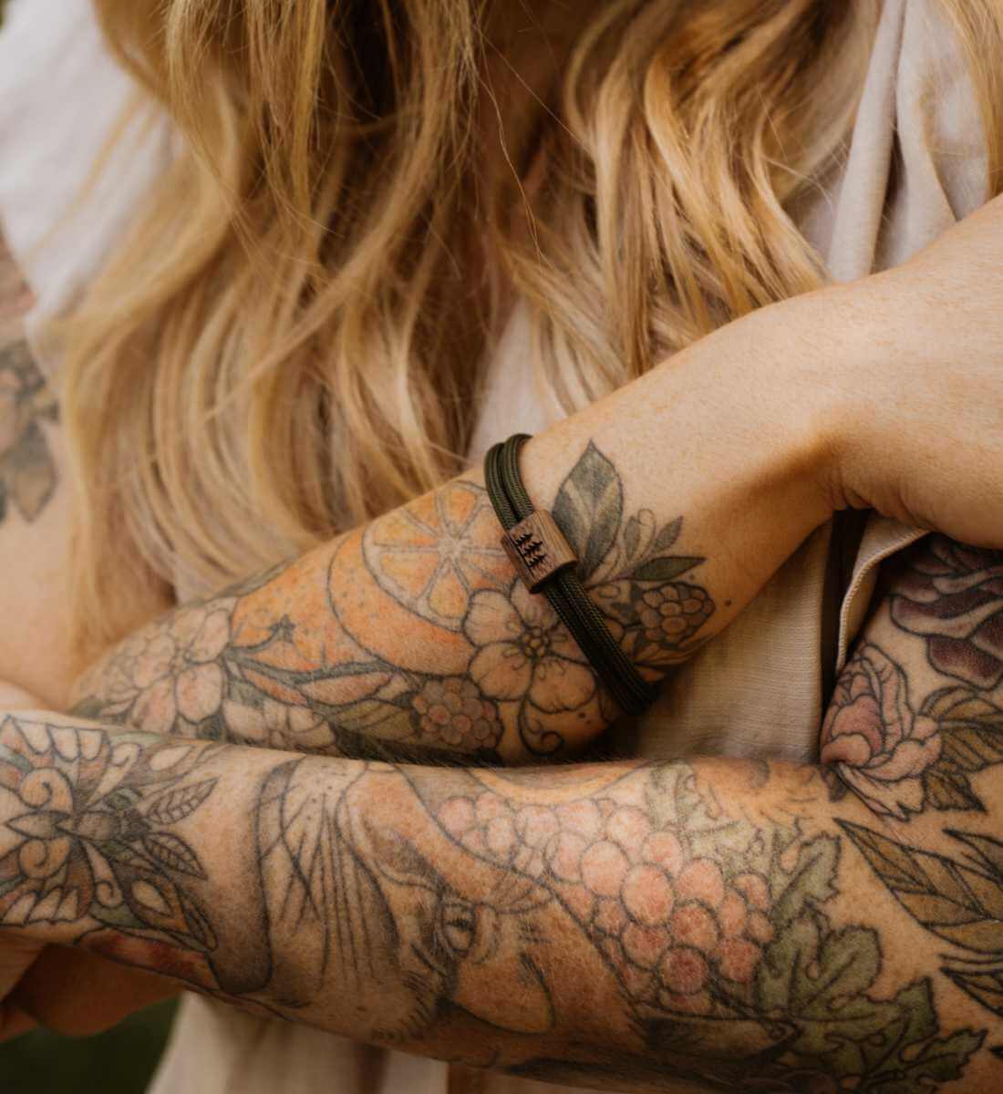 Wald | Nussholz Paracord Armband | Größe: 16-20 cm | Rad&Rucksack