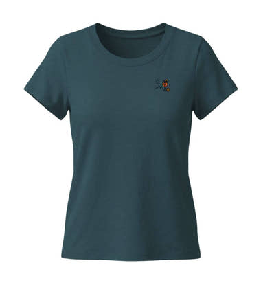 Aperol Sonne Berg Stick T-Shirt Bestickt in Blaugrün (Stargazer) – Produktbild (155 g/m² Bio-Baumwolle, tailliert) von Rad&Rucksack