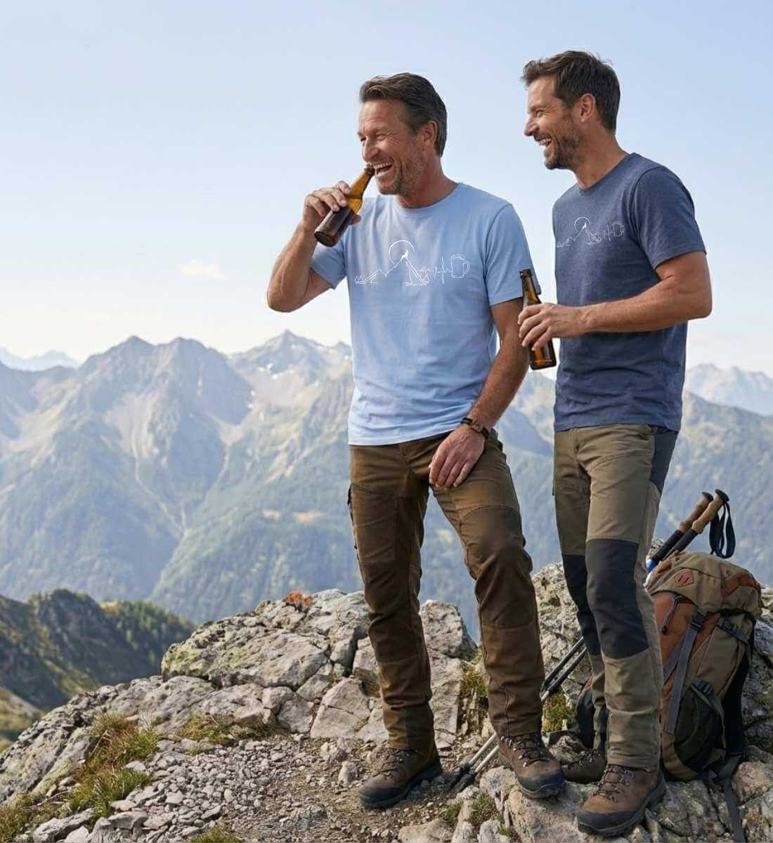 Berg Bock Bier | Herren Premium Organic T-Shirt von Rad&Rucksack - am Model präsentiert