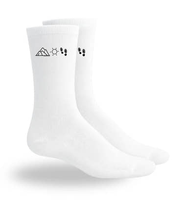 Berg Kompass Wandern Sportsocken – Modelbild (atmungsaktives Mesh-Fußbett) von Rad&Rucksack