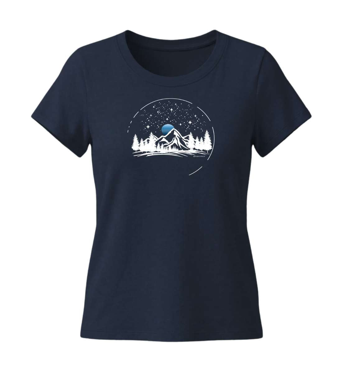 Berg Nacht | Damen Premium Organic T-Shirt (Fitted) in French Navy von Rad&Rucksack