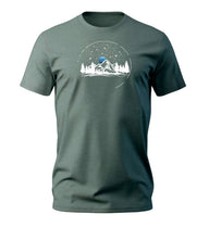 Berg Nacht T-Shirt Herren Meeresgrün (Green Bay) – Produktbild (100% Bio-Baumwolle) von Rad&Rucksack