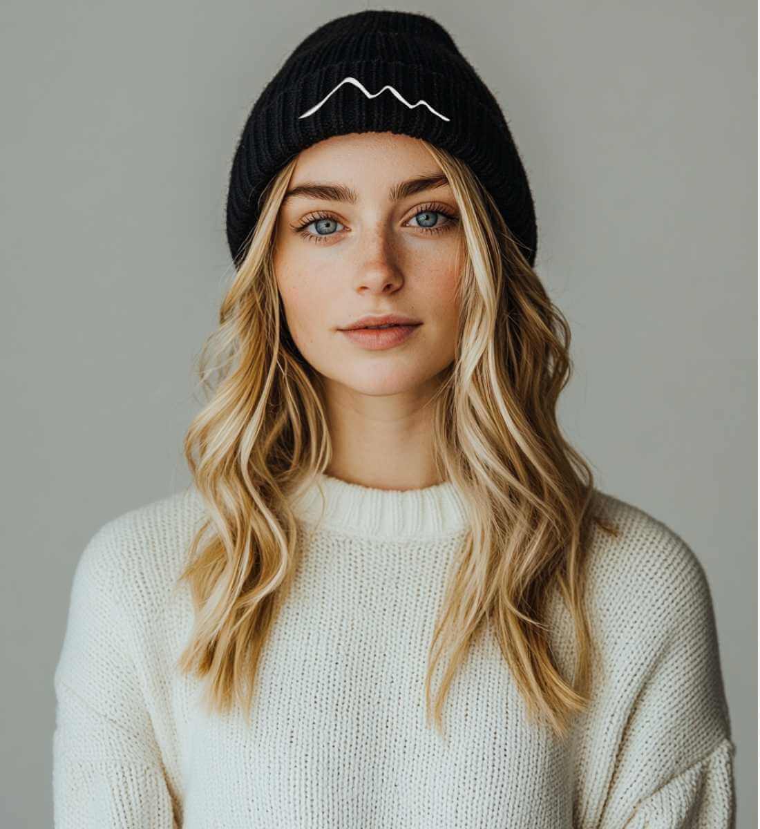 Berge | Organic Wollmütze mit Stick von Rad&Rucksack - weitere Modelansicht 2