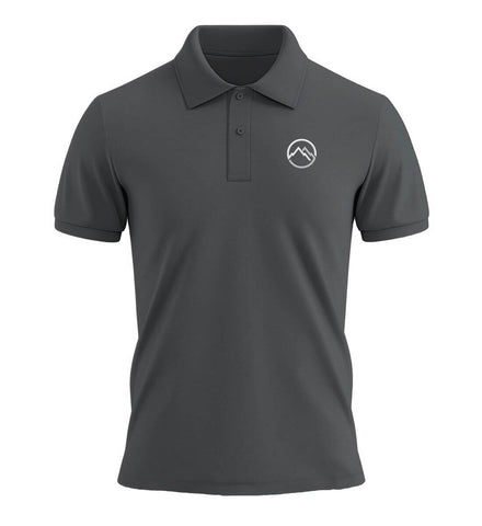 Bio Poloshirt Berge Stick in Anthrazit (Anthracite) – Produktbild (240 g/m² Bio-Piqué mit Stick) von Rad&Rucksack