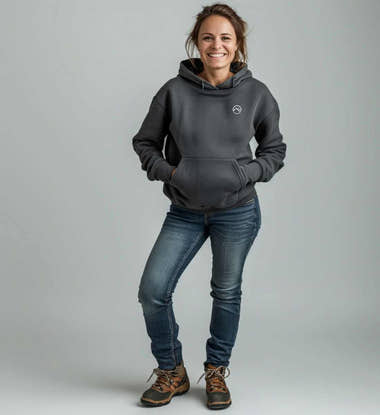 Berge Hoodie Tragebild – Modelbild (350 g/m² Bio-Baumwolle) von Rad&Rucksack