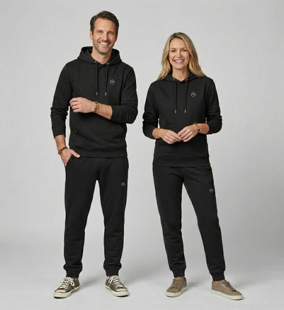 Berge Jogger für Berg Wald & Tour – Produktbild (300 g/m² Bio-Sweatstoff) von Rad&Rucksack