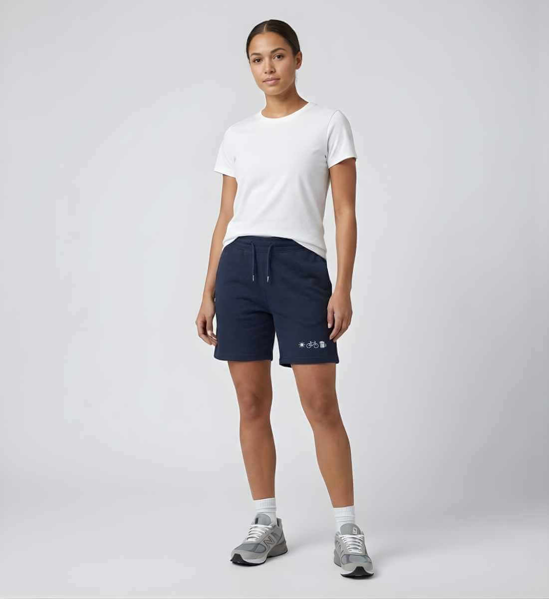 Bier Bike Sonne |  Unisex Organic Shorts von Rad&Rucksack - weitere Modelansicht 2