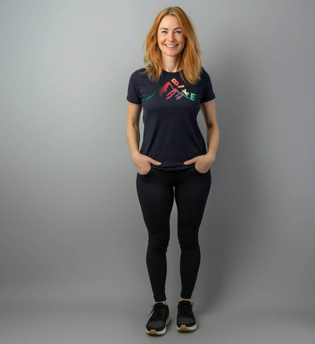 Bike | Damen Premium Organic T-Shirt von Rad&Rucksack - am Model präsentiert