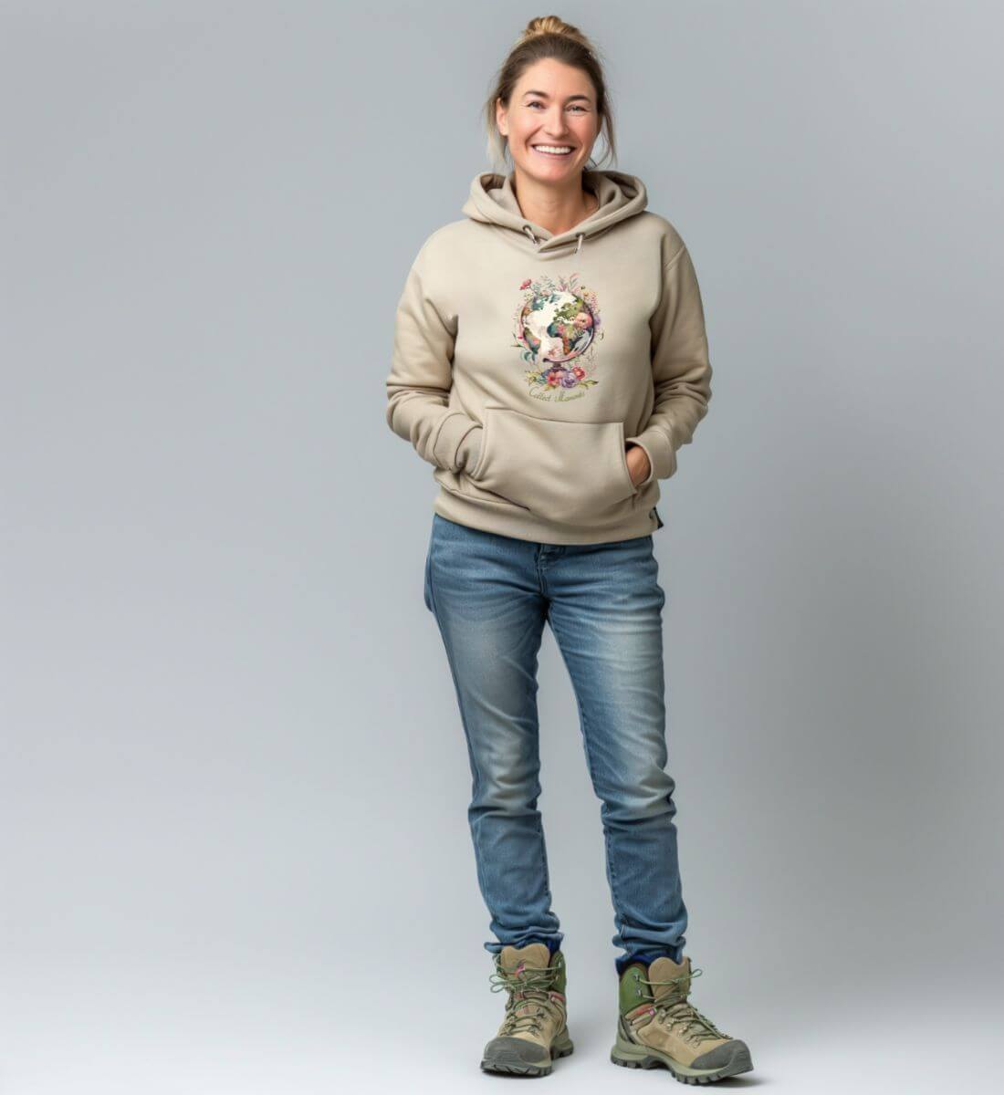 Collect Moments | Unisex Organic Hoodie von Rad&Rucksack - weitere Modelansicht 2