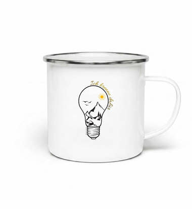Ich Brenne Dafür Emaille Tasse – Lifestyle-Aufnahme (130 g ultraleicht) von Rad&Rucksack