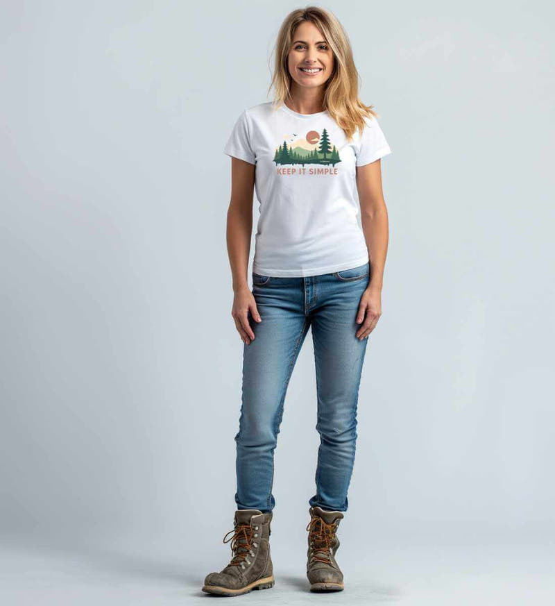 Keep it Simple | Damen Premium Organic T-Shirt von Rad&Rucksack - am Model präsentiert