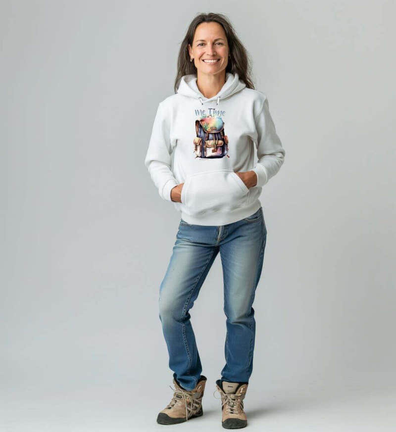 Me Time Wandern Bio Hoodie – Modelbild (350 g/m² Bio-Baumwolle) von Rad&Rucksack