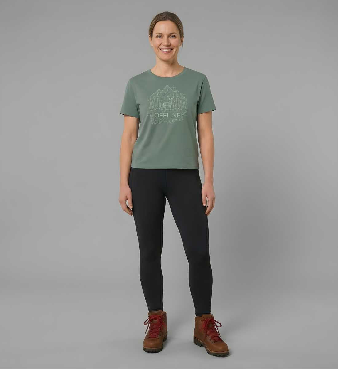 Offline Berg | Damen Premium Organic T-Shirt von Rad&Rucksack - am Model präsentiert