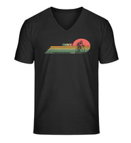 Outdoor V-Neck T-Shirt Rennrad Herren in Schwarz – Produktbild (100% Bio-Baumwolle) von Rad&Rucksack