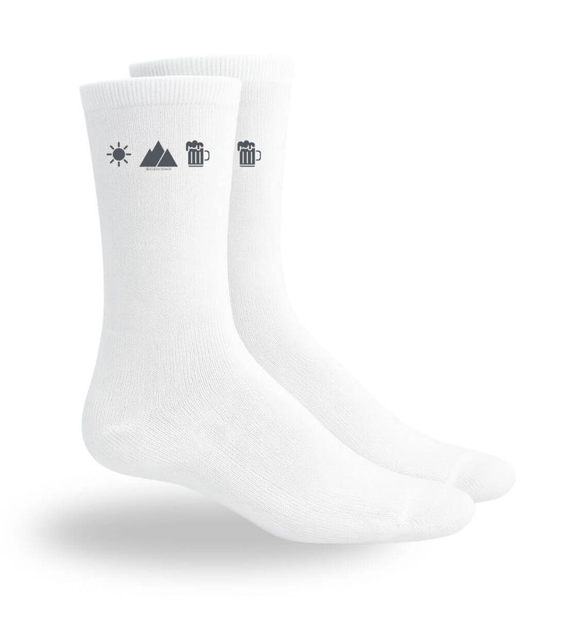 Sonne Berg Bier Sportsocken – Modelbild (atmungsaktives Mesh-Fußbett) von Rad&Rucksack