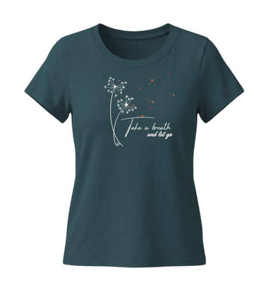 Take A Breath Bio T-Shirt Damen Tailliert in Blaugrün (Stargazer) – Produktbild (155 g/m² Bio-Baumwolle, tailliert) von Rad&Rucksack