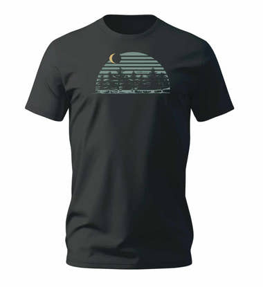 Outdoor T-Shirt Tannenwald Herren in Schwarz (Black) – Produktbild (100% Bio-Baumwolle) von Rad&Rucksack