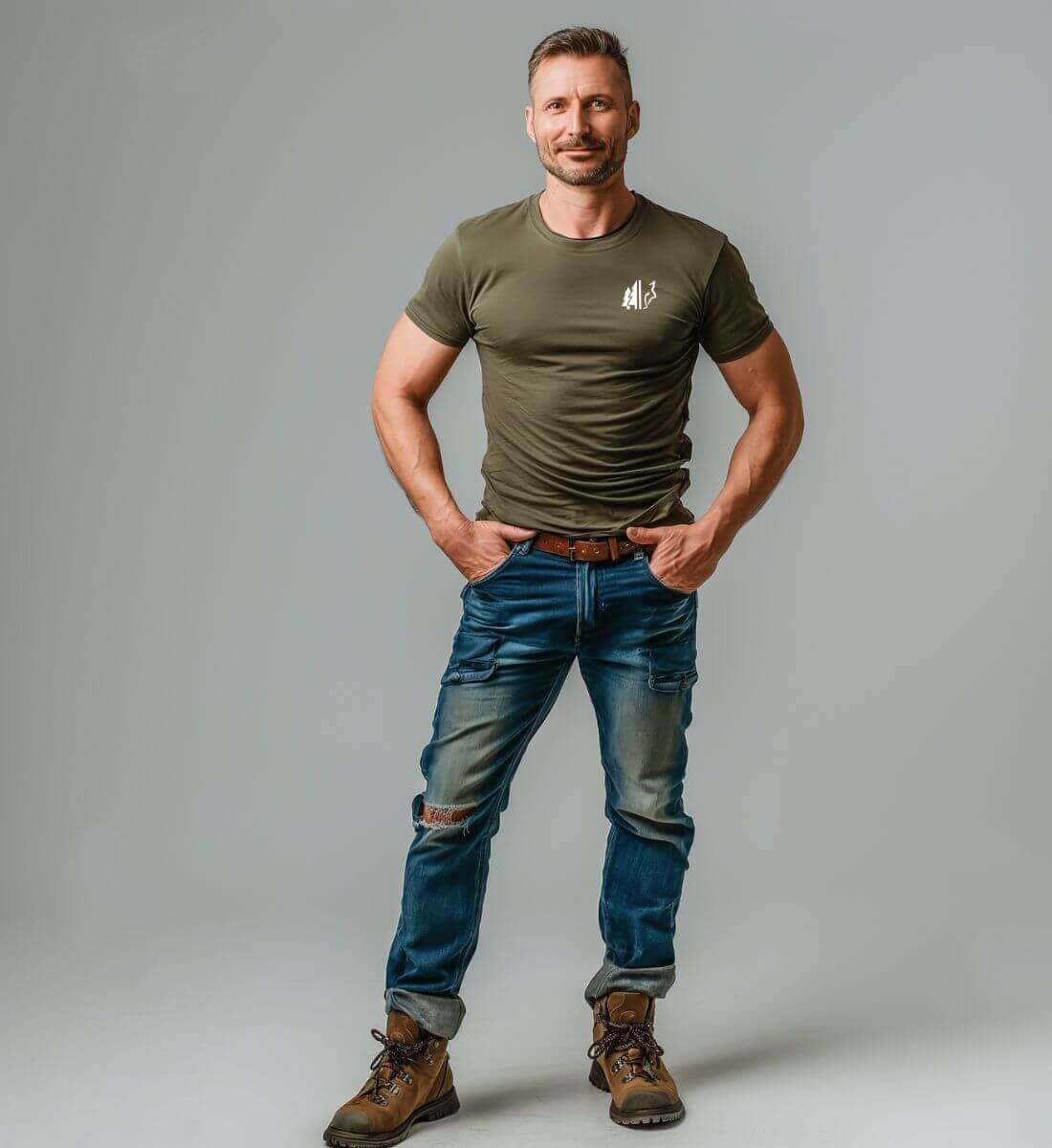 Wald Wolf | Herren Premium Organic T-Shirt (Stick) von Rad&Rucksack - weitere Modelansicht 2