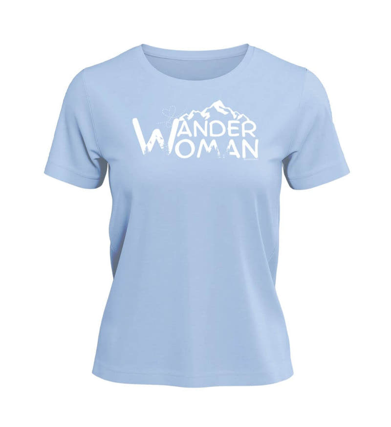 Wander Woman | Damen Premium Organic T-Shirt in Blue Soul von Rad&Rucksack