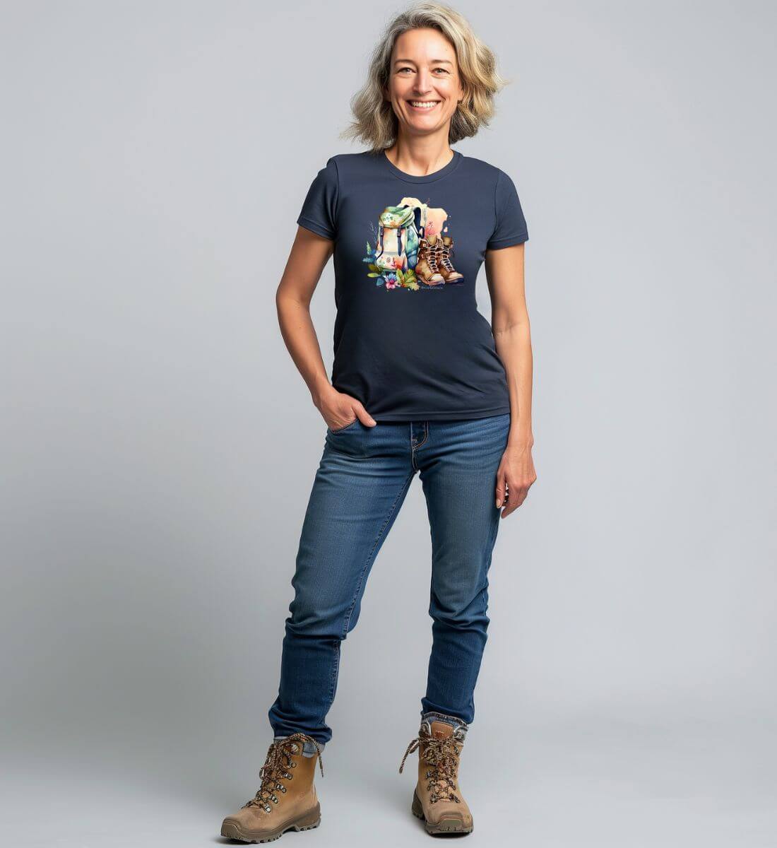 Wanderrucksack | Damen Premium Organic T-Shirt von Rad&Rucksack - weitere Modelansicht 2