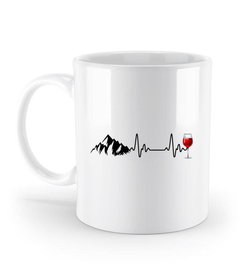 Wein Berg Herzschlag | Kaffeetasse in Weiß von Rad&Rucksack