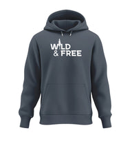 Wild & Free Hoodie Blaugrau (India Ink Grey) – Produktbild (350 g/m² Bio-Baumwolle) von Rad&Rucksack