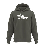Warmer Hüttentour Hoodie Wild & Free in Olivgrün (Khaki) – Produktbild (350 g/m² Bio-Baumwolle) von Rad&Rucksack
