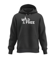 Wild & Free Hoodie Schwarz – Produktbild (350 g/m² Bio-Baumwolle) von Rad&Rucksack