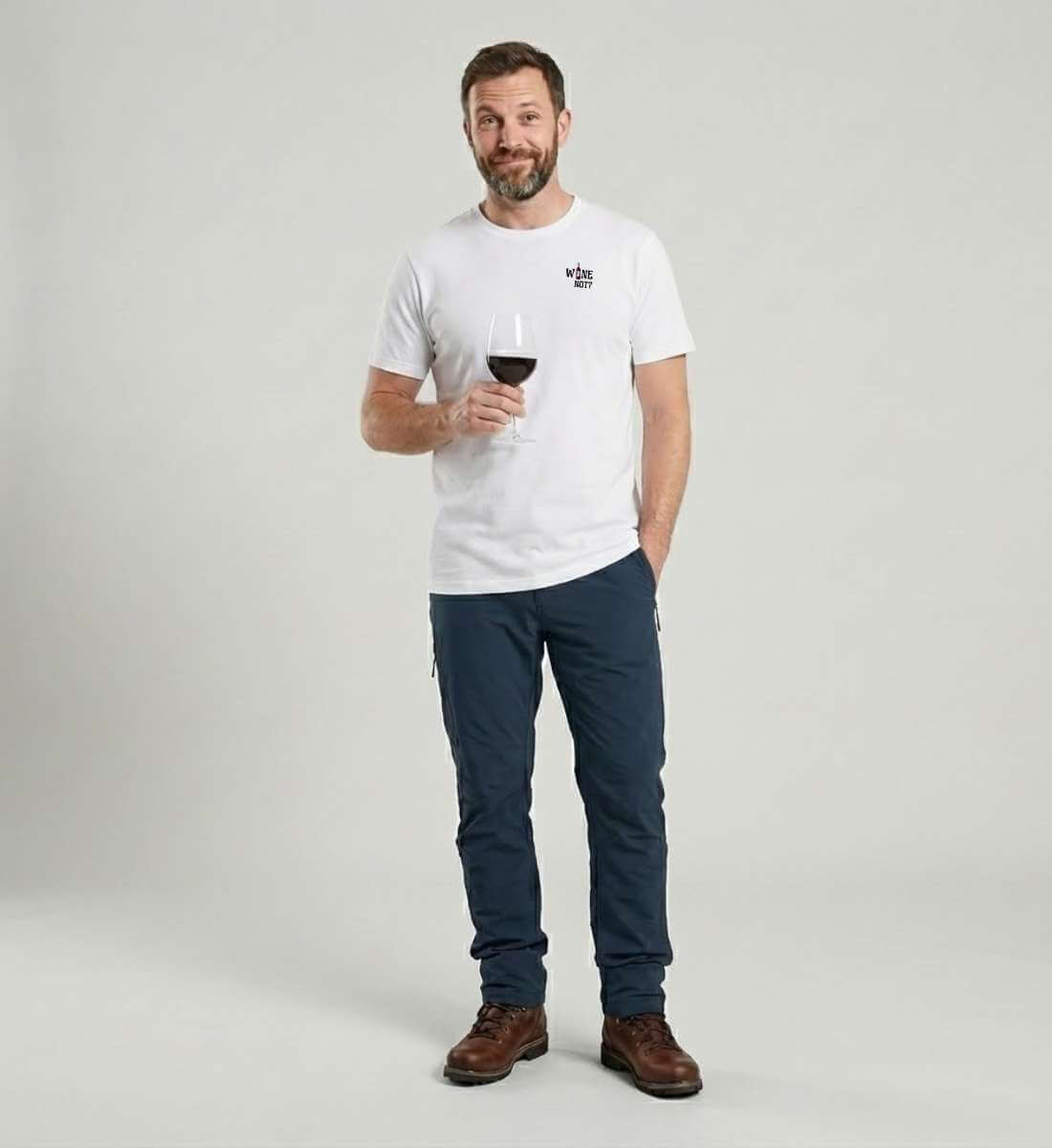 Wine not? | Herren Premium Organic T-Shirt von Rad&Rucksack - am Model präsentiert